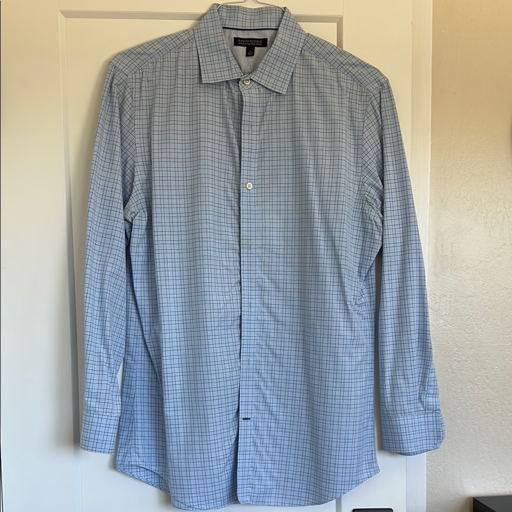 Banana Republic Light Blue Plaid Dress Shirt